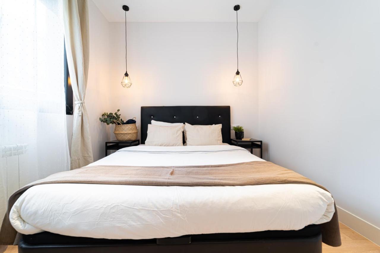 Edsam Madrid Apartments Black Bagian luar foto